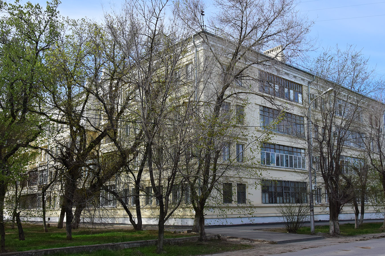 Волгоград, Армавирская улица, 17