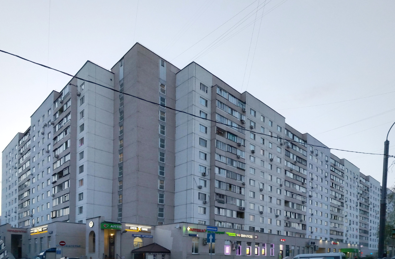 Москва, Абрамцевская улица, 9 корп. 1 (подъезды 1–2, 4–10, 12–13); Абрамцевская улица, 9 корп. 1 (подъезд 11)