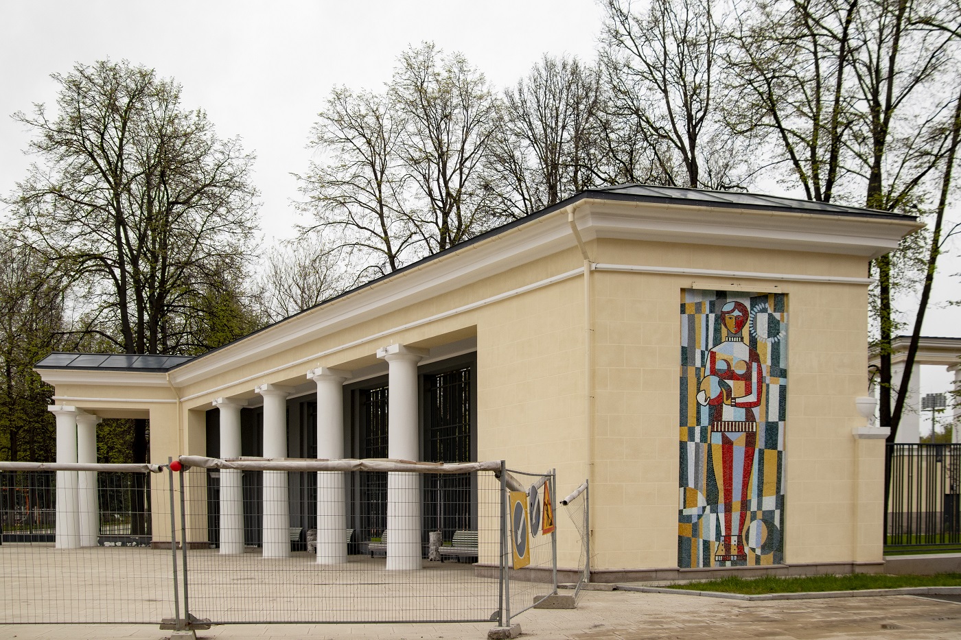 Москва, Шоссе Энтузиастов, 33 стр. 33А