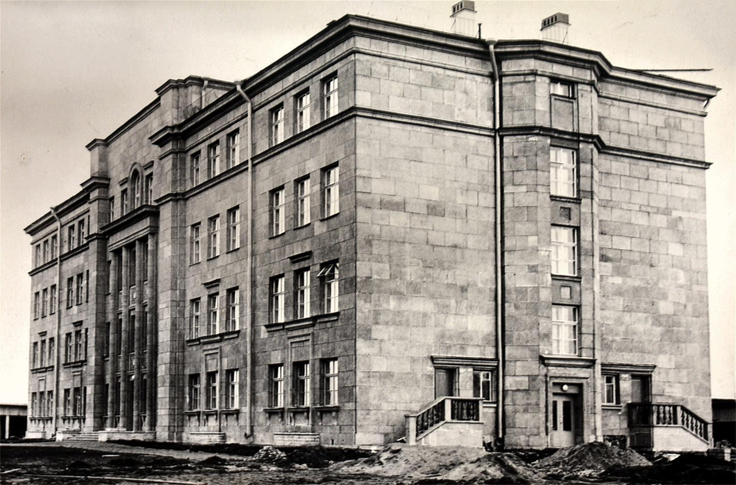 Санкт-Петербург, Таллинская улица, 7