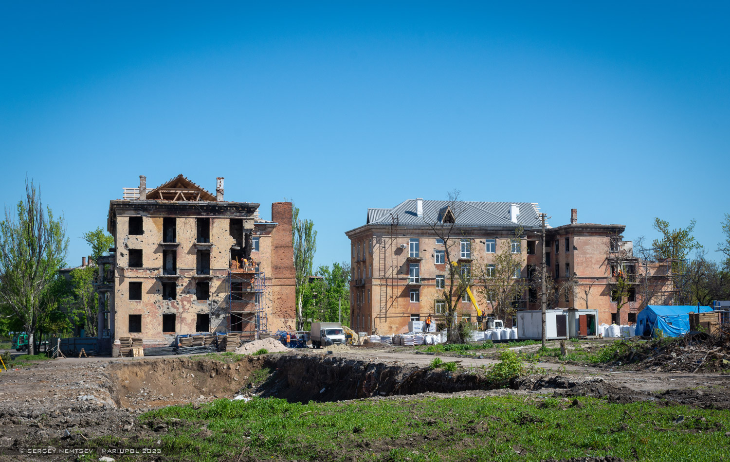 Mariupol, Улица Миклухо-Маклая, 3; Улица Миклухо-Маклая, 1; Улица Пашковского, 3