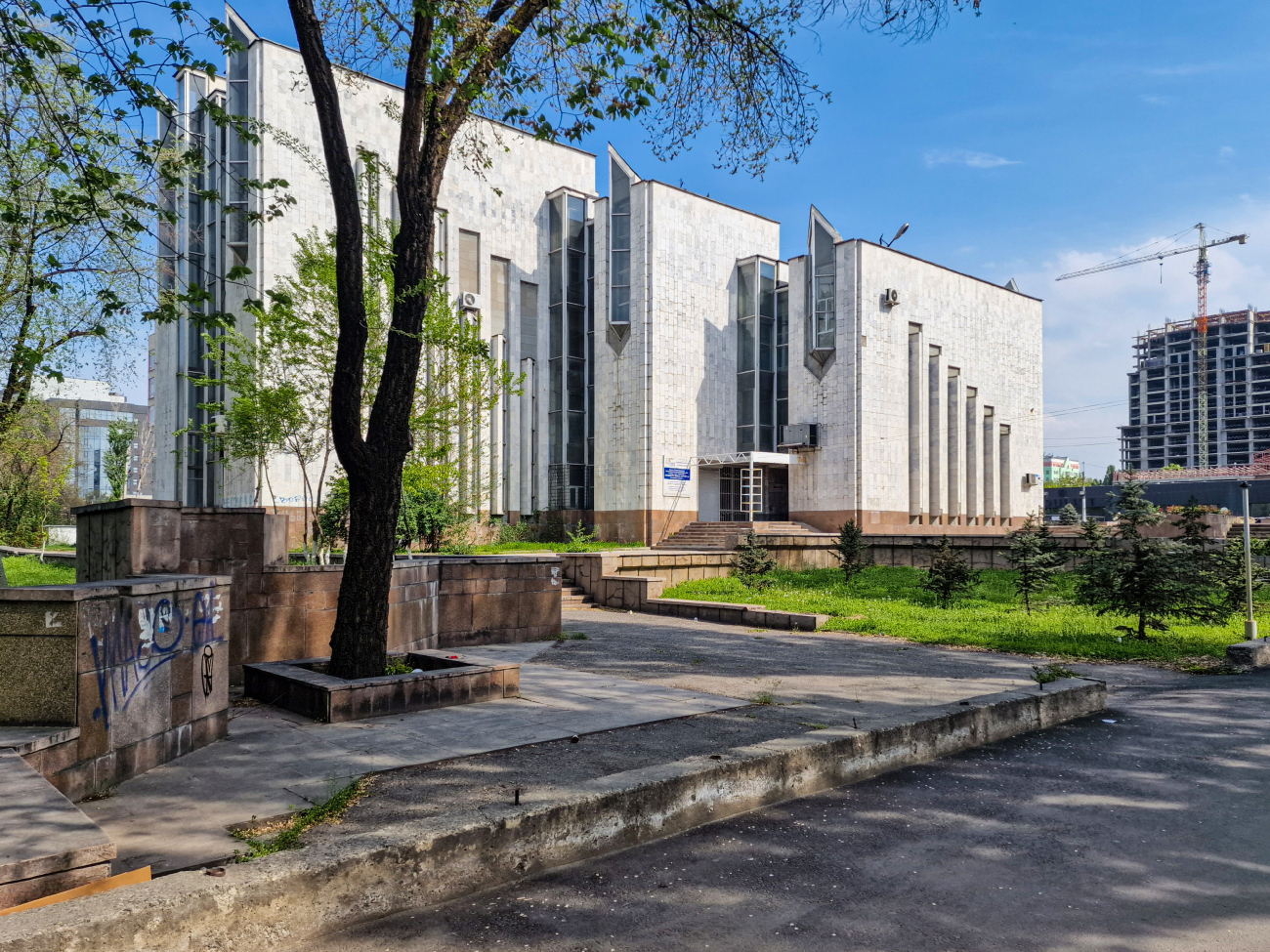 Бишкек, Улица Жумабека, 121