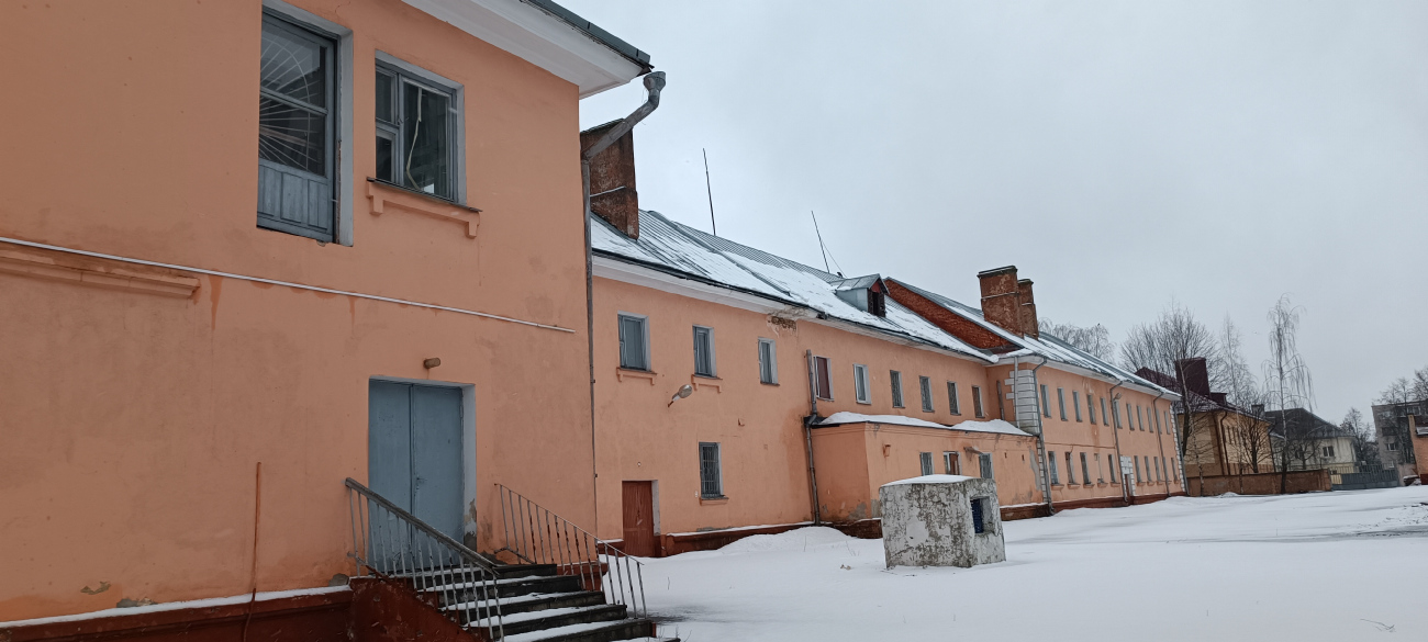Минск, Стахановская улица, 14 / Стахановский переулок, 7