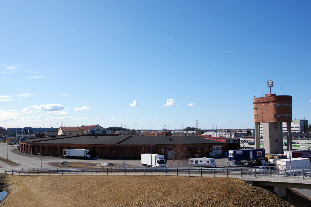 Оулу, Ratamestarintie, 1; Ratamestarintie, 1A