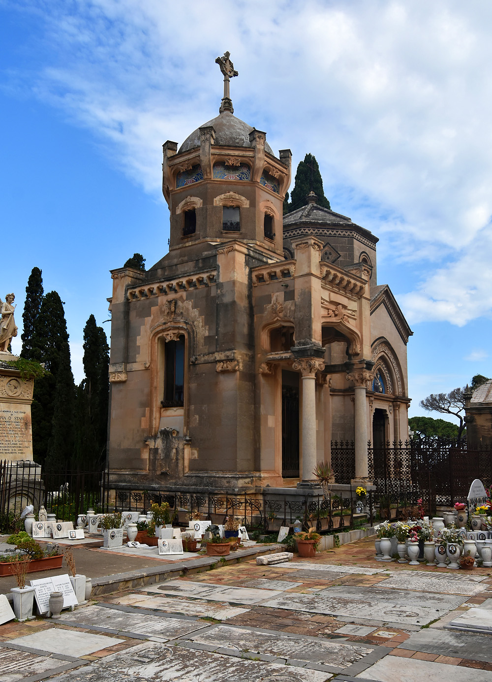 Palermo, Salita Belvedere, 3 *