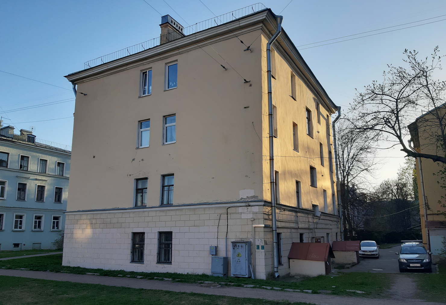 Санкт-Петербург, Большая Пороховская улица, 15 корп. 1