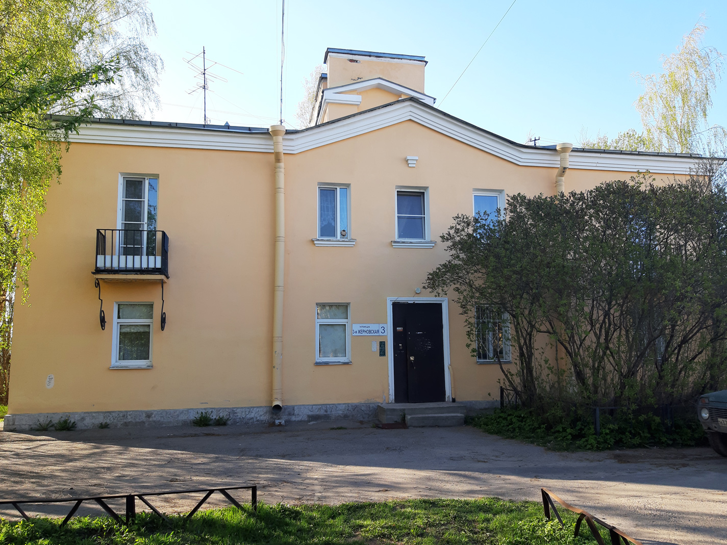 Peterburi, 3-я Жерновская улица, 3