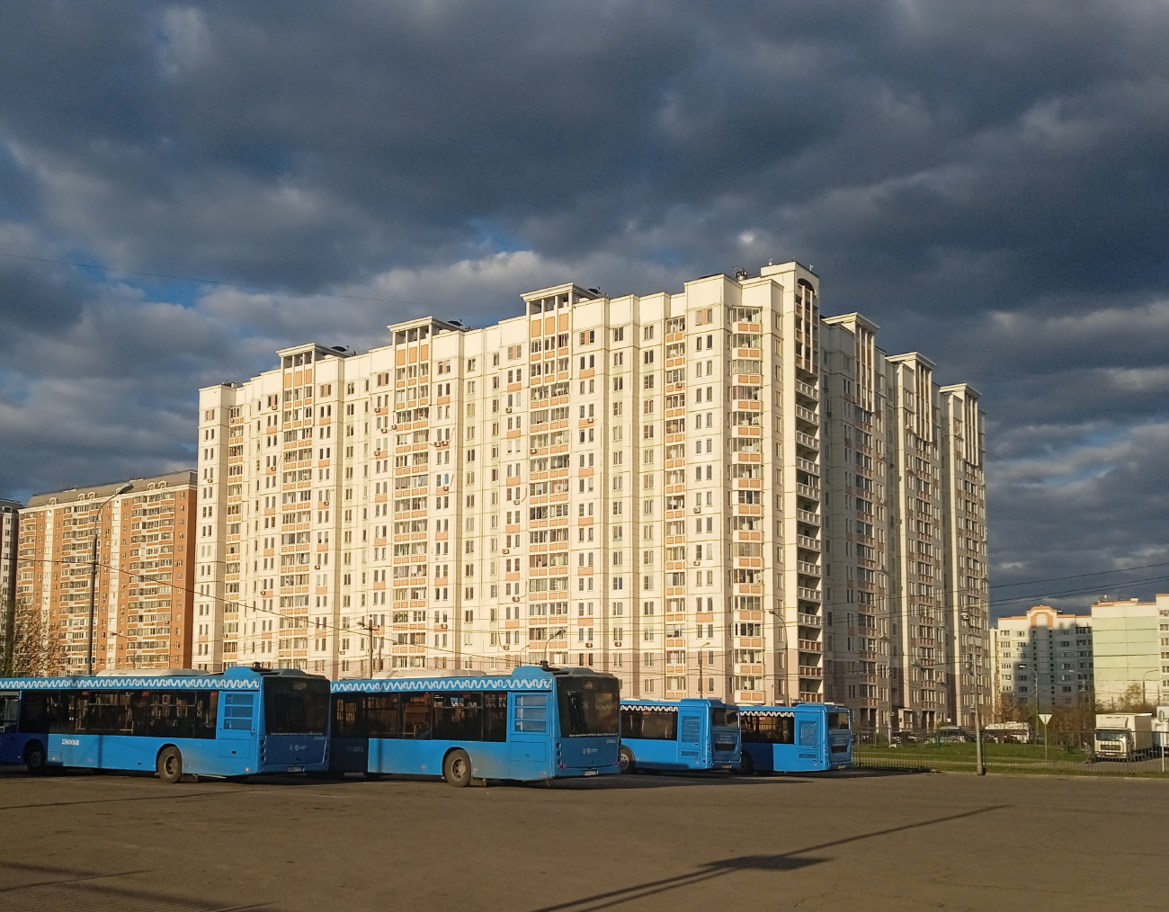 Moskva, Улица Захарьинские Дворики, 3