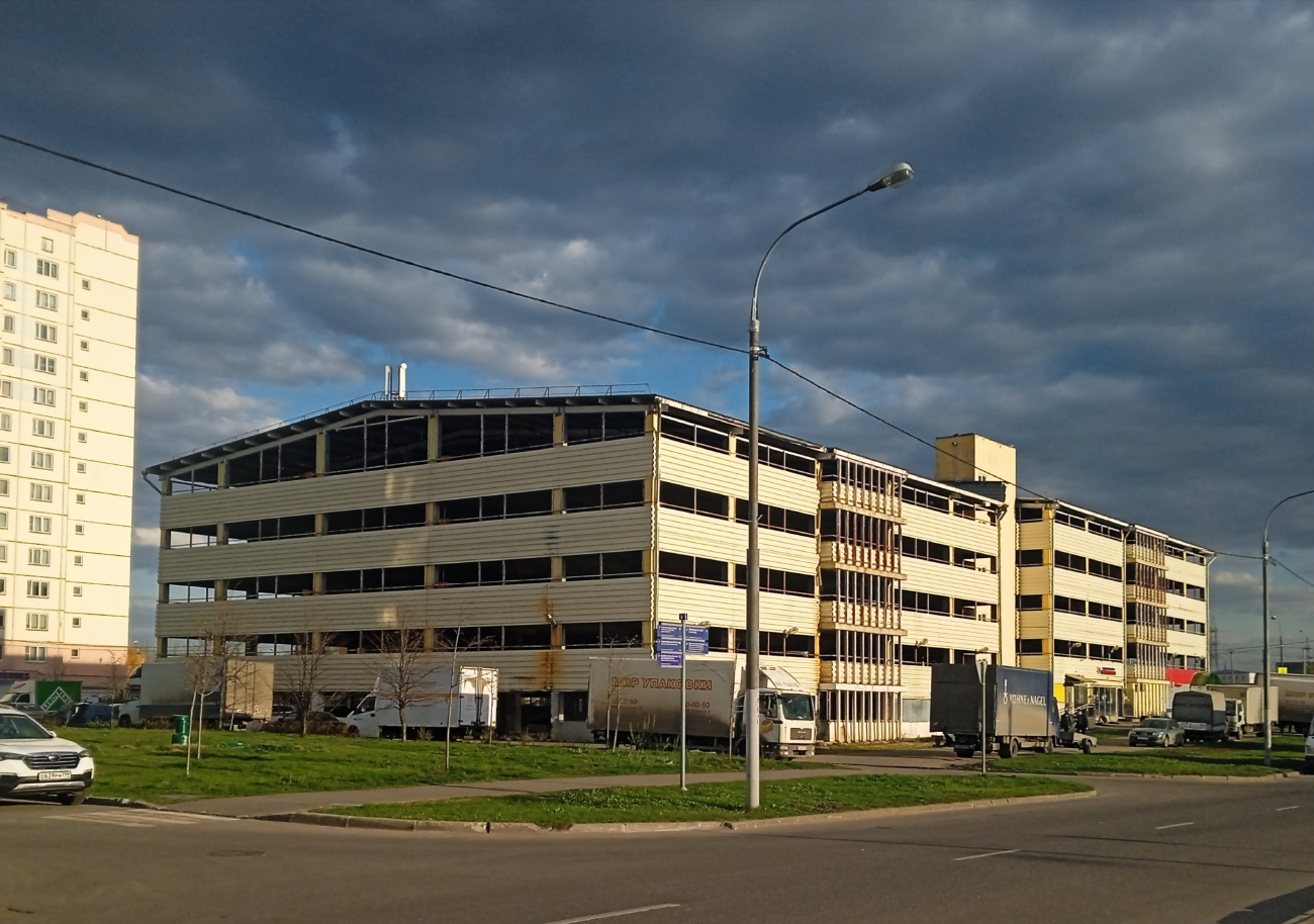 Moskwa, Улица Брусилова, 3