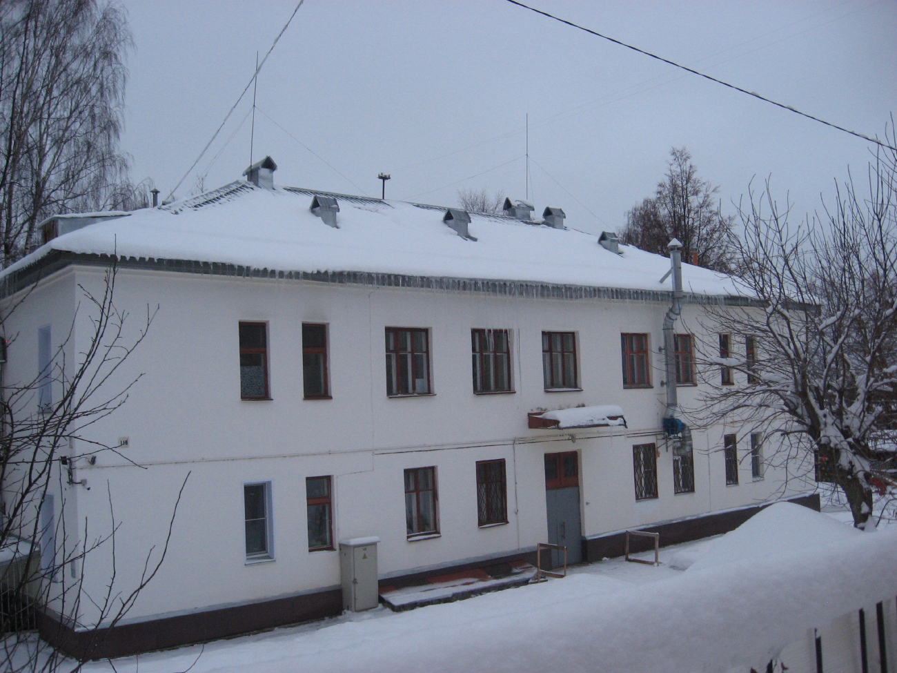 Киров, Улица МОПРа, 118 / Улица Горбуновой, 7