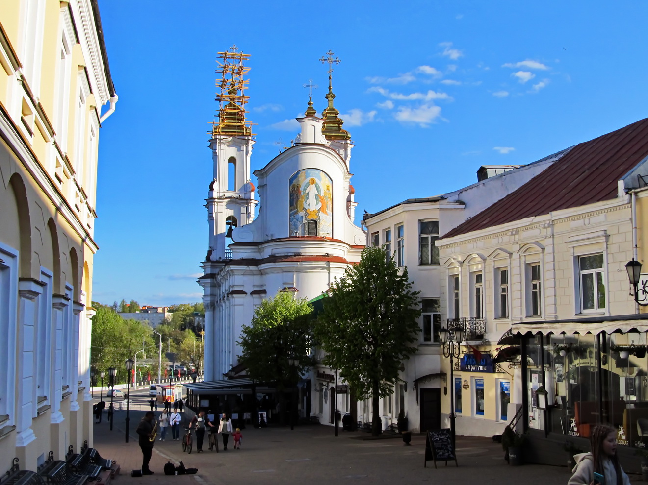 Витебск, Воскресенская площадь, 1