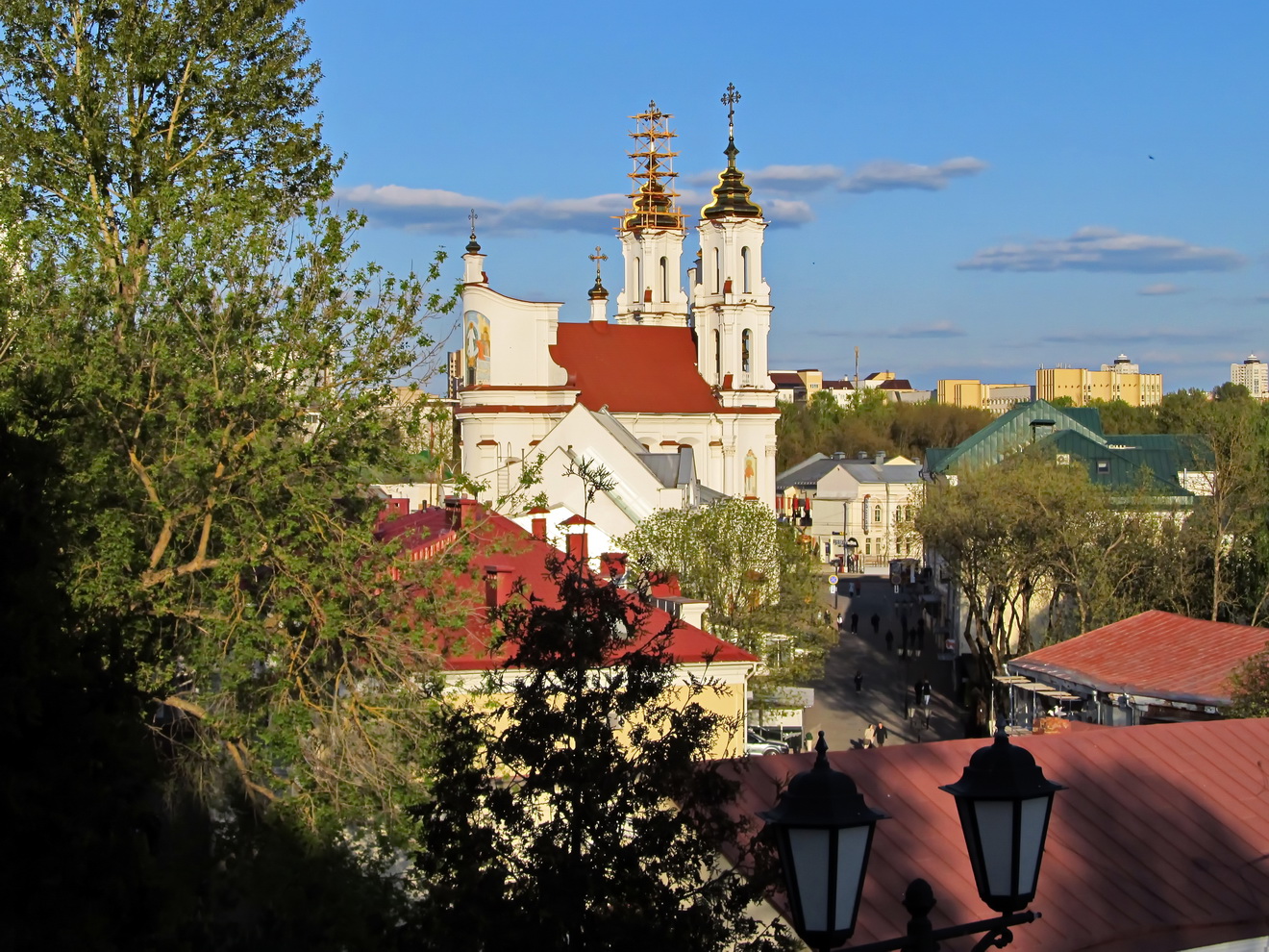 Витебск, Воскресенская площадь, 1