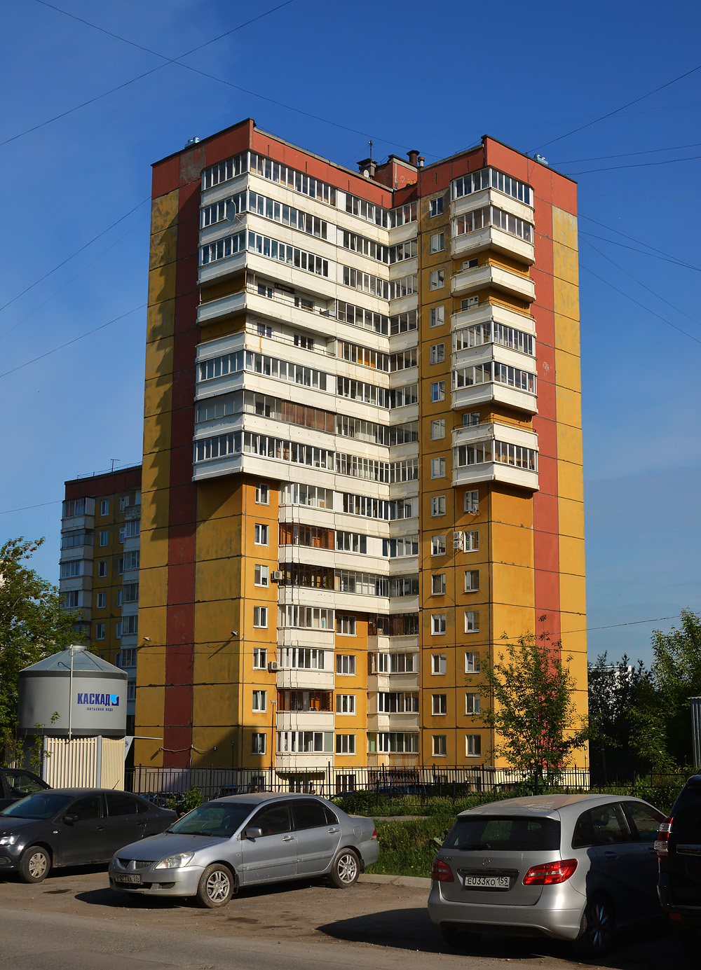 Пермь, Улица Коминтерна, 17