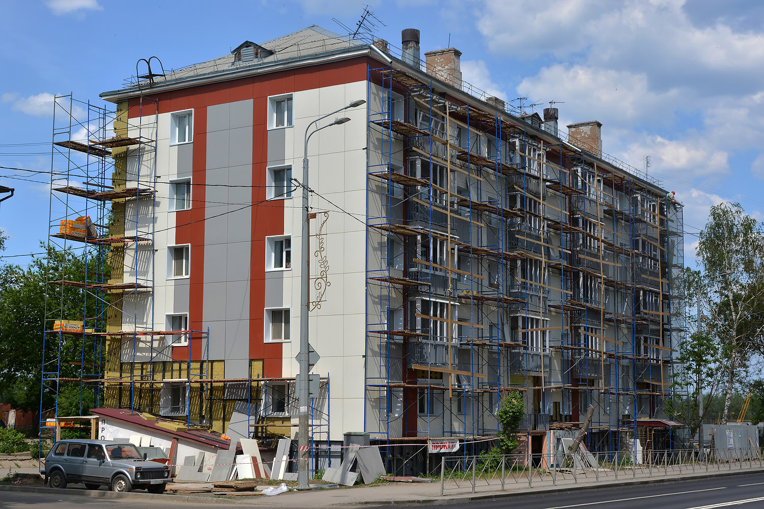 Perm, Локомотивная улица, 8