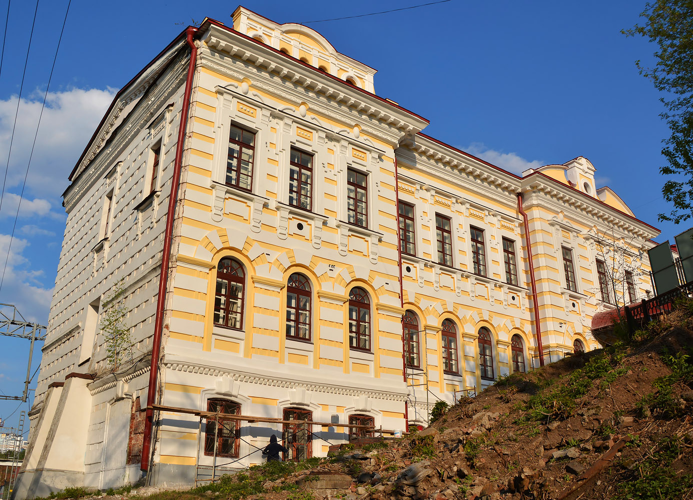 Пермь, Улица Максима Горького, 2