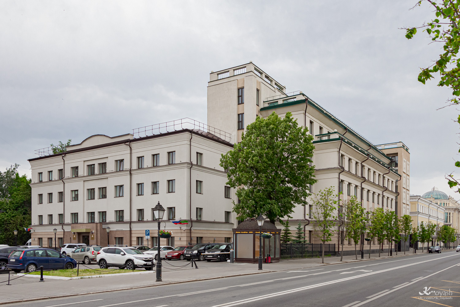 Казань, Кремлёвская улица, 16; Кремлёвская улица, 14