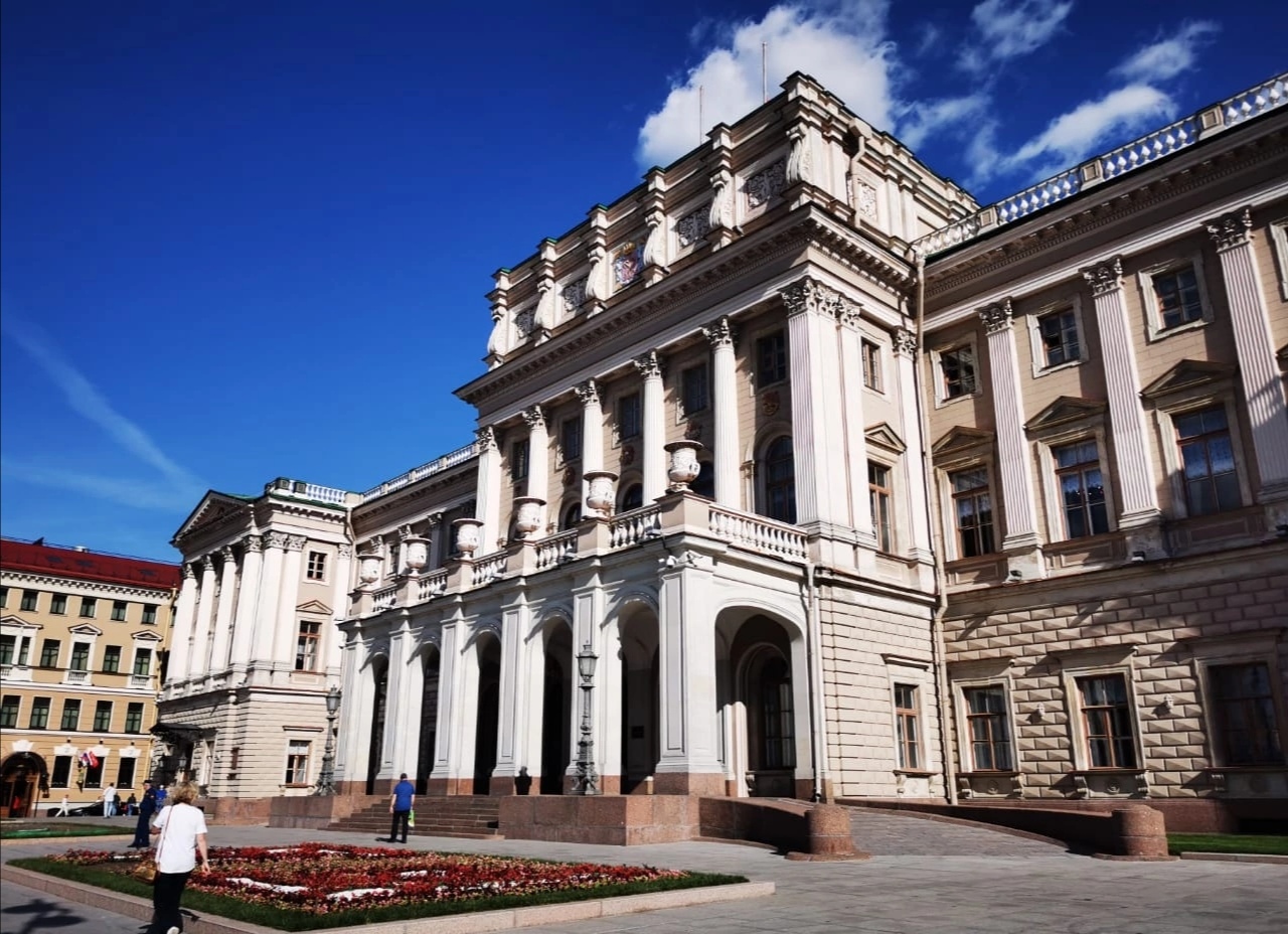 Санкт-Петербург, Исаакиевская площадь, 6