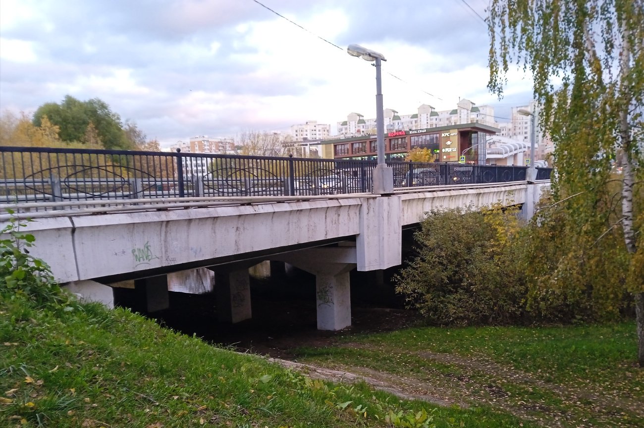 Москва, Улица Бунинская Аллея