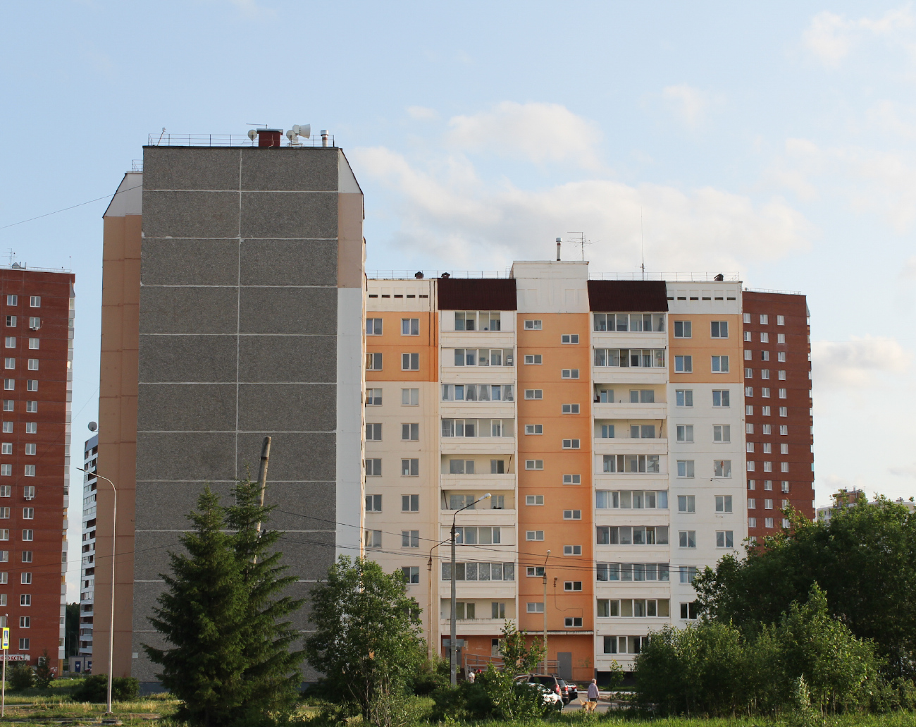 Березники, Улица Ивана Дощеникова, 11