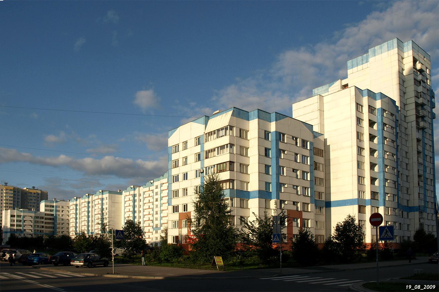 Санкт-Петербург, Серебристый бульвар, 27 корп. 2; Серебристый бульвар, 25 корп. 2; Серебристый бульвар, 23 корп. 2