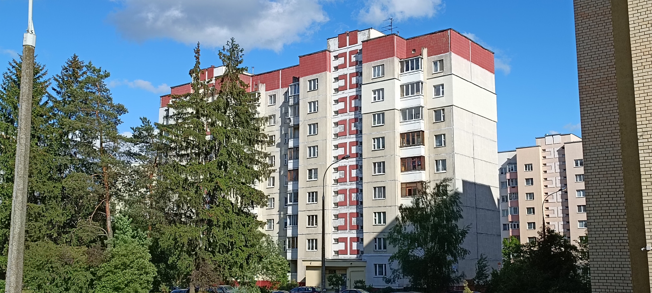 Минск, Улица Карвата, 25