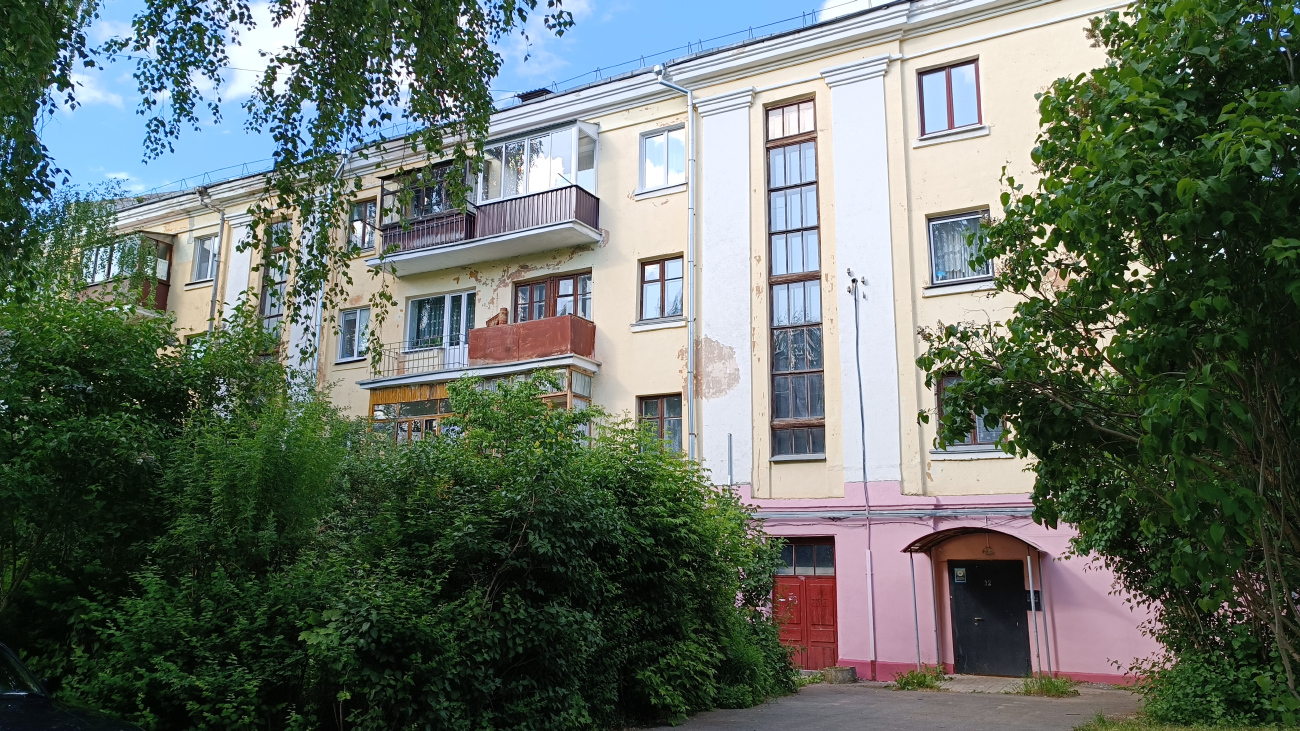 Минск, Улица Карвата, 32