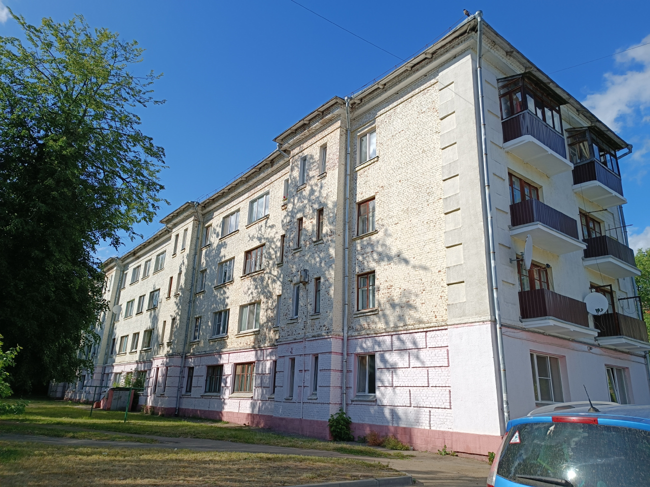 Минск, Улица Карвата, 28