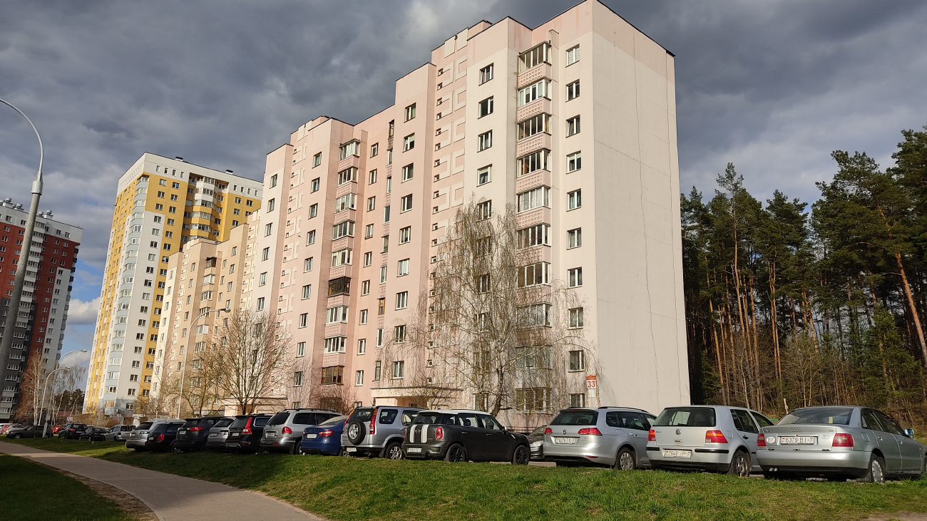 Минск, Улица Карвата, 33; Улица Карвата, 31А; Улица Карвата, 31