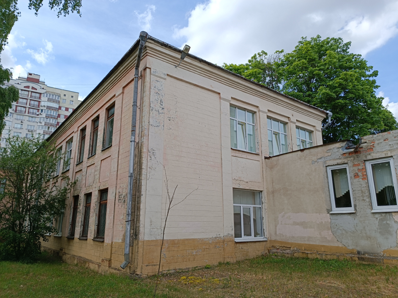 Минск, Улица Пономарёва, 11