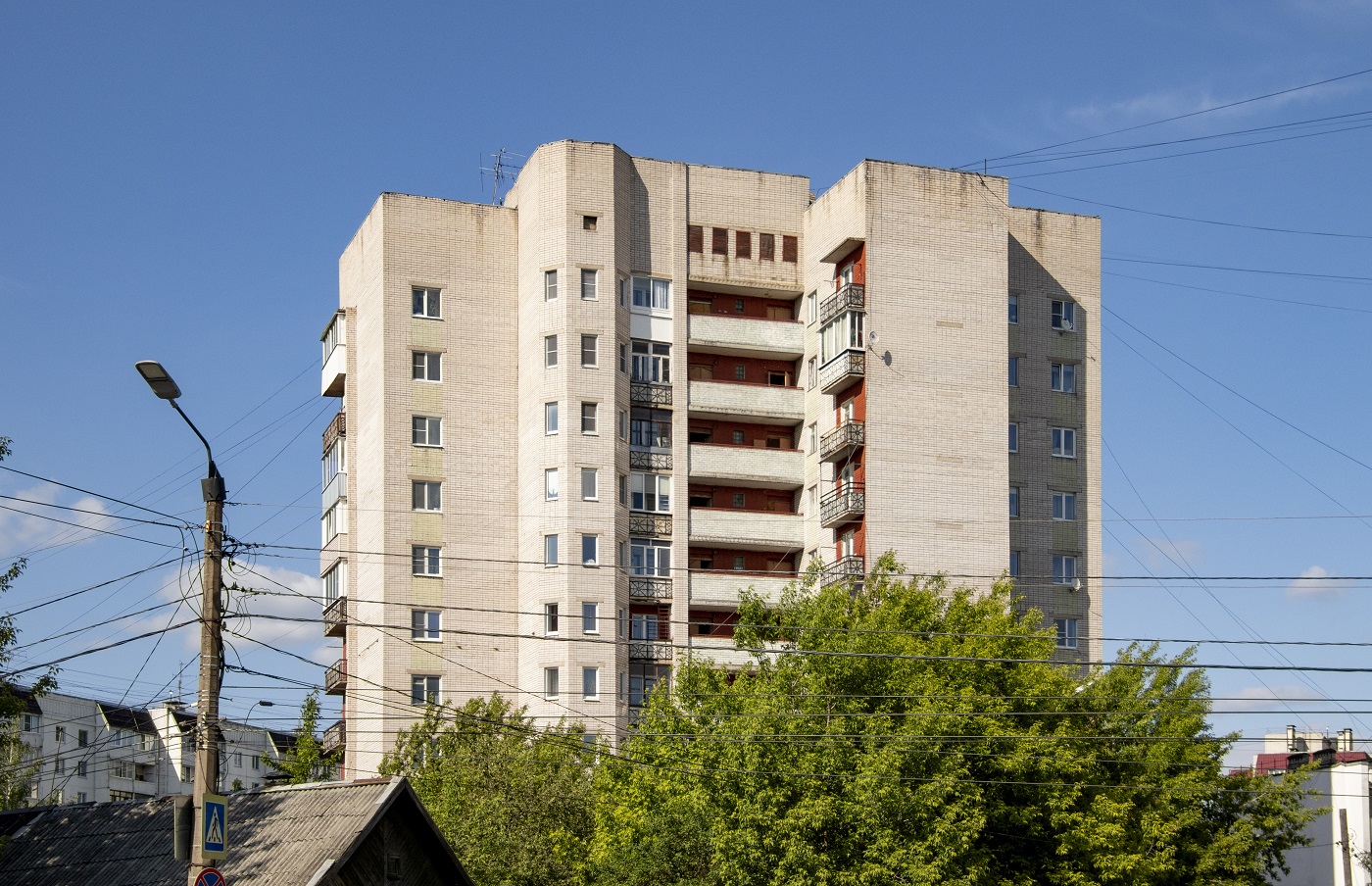 Тверь, Улица Паши Савельевой, 14