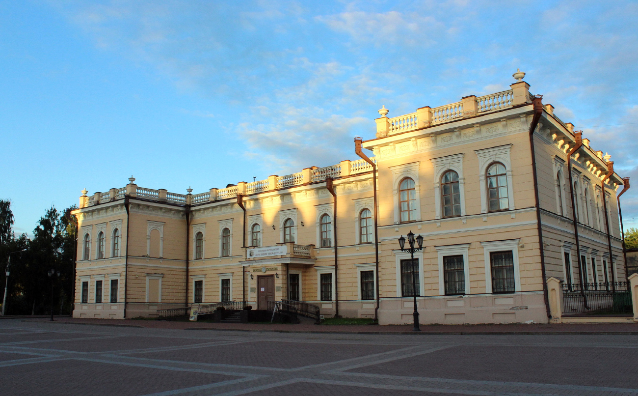 Вологда, Кремлёвская площадь, 12