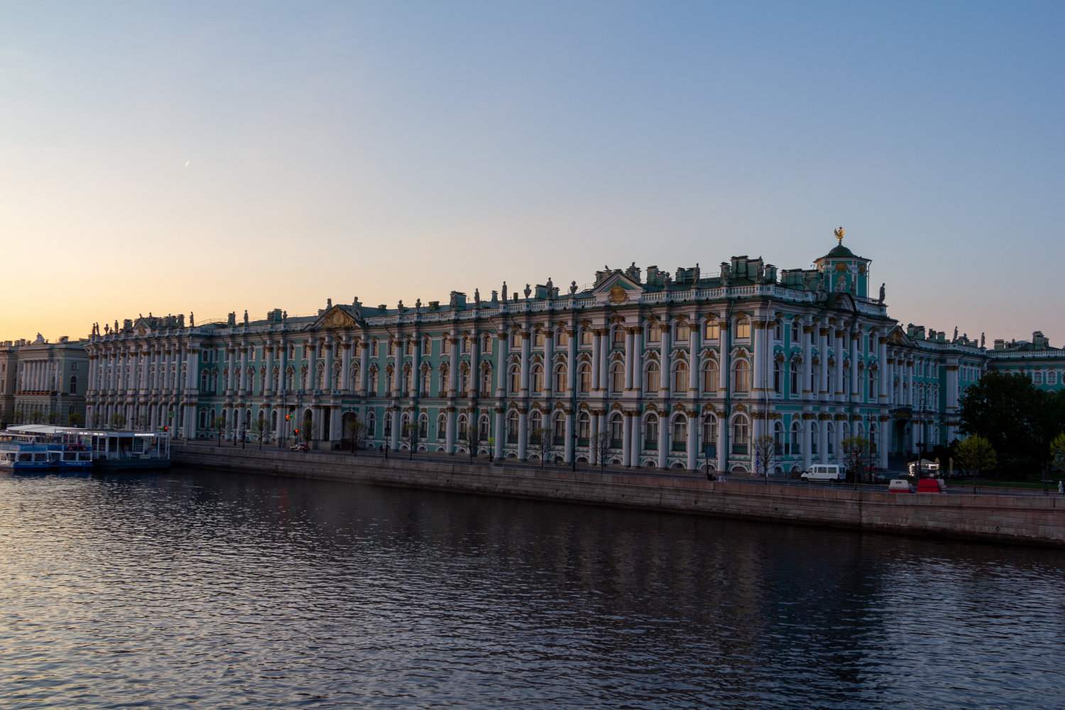 Санкт-Петербург, Дворцовая набережная, 38
