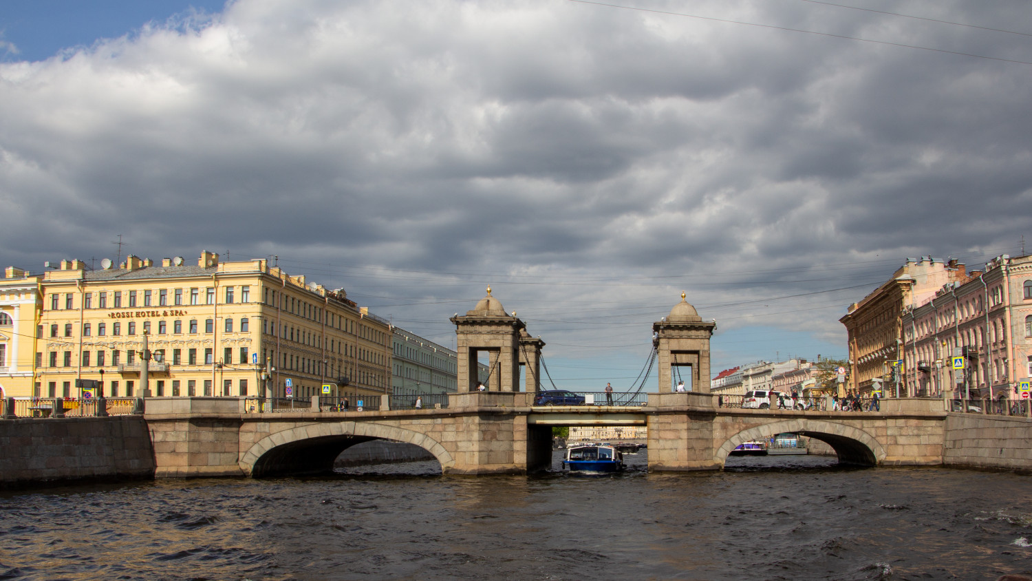 Санкт-Петербург, Мост Ломоносова
