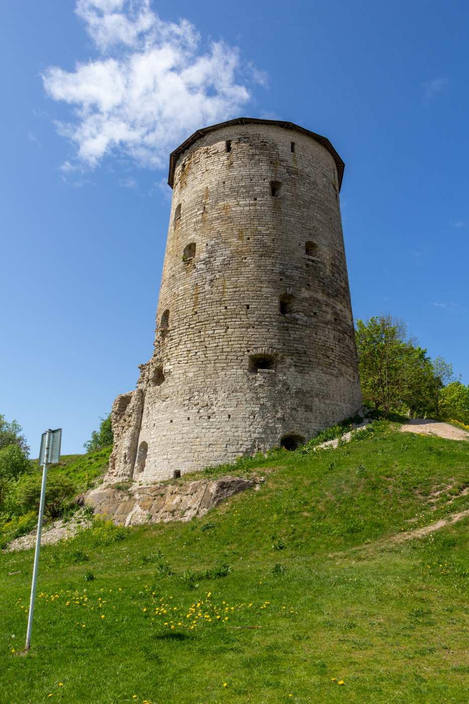 Псков, Гремячая улица, 7*