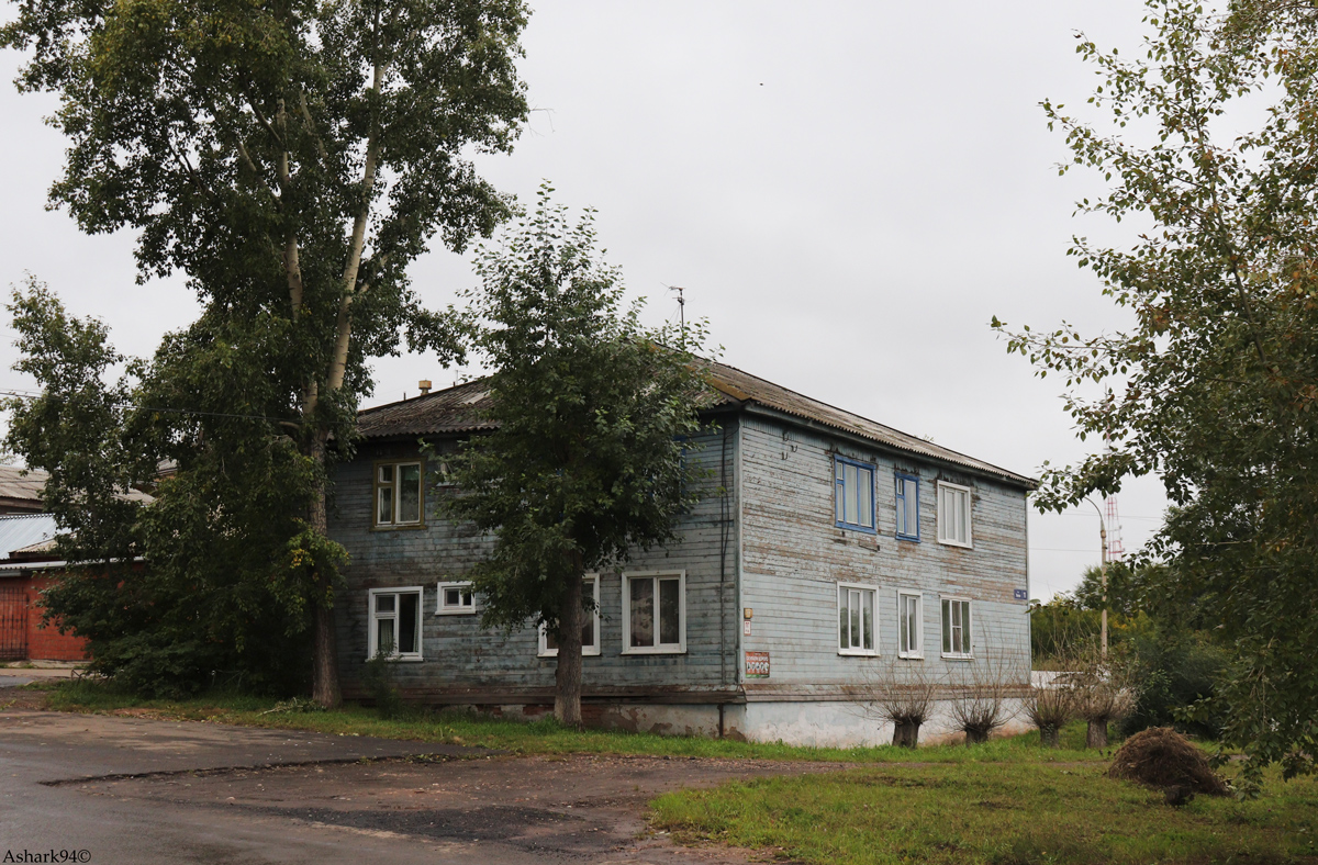 Братск, Улица Янгеля, 11