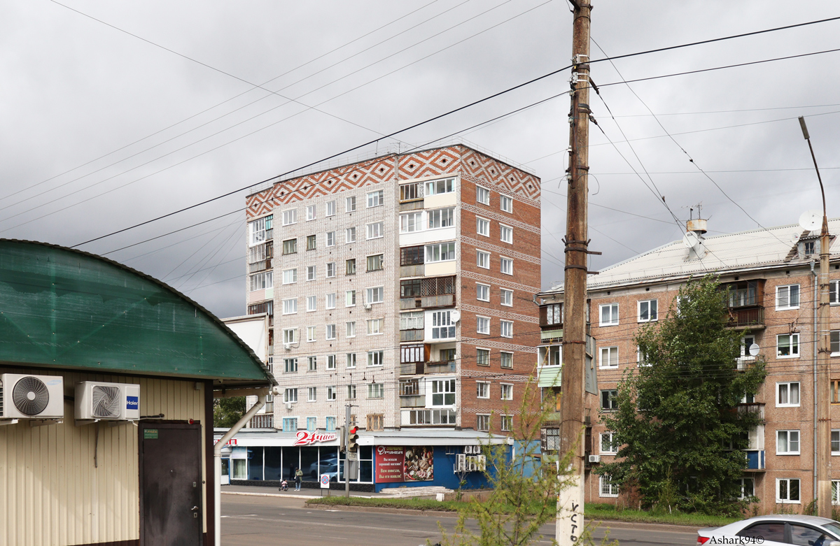 Братск, Улица Обручева, 11