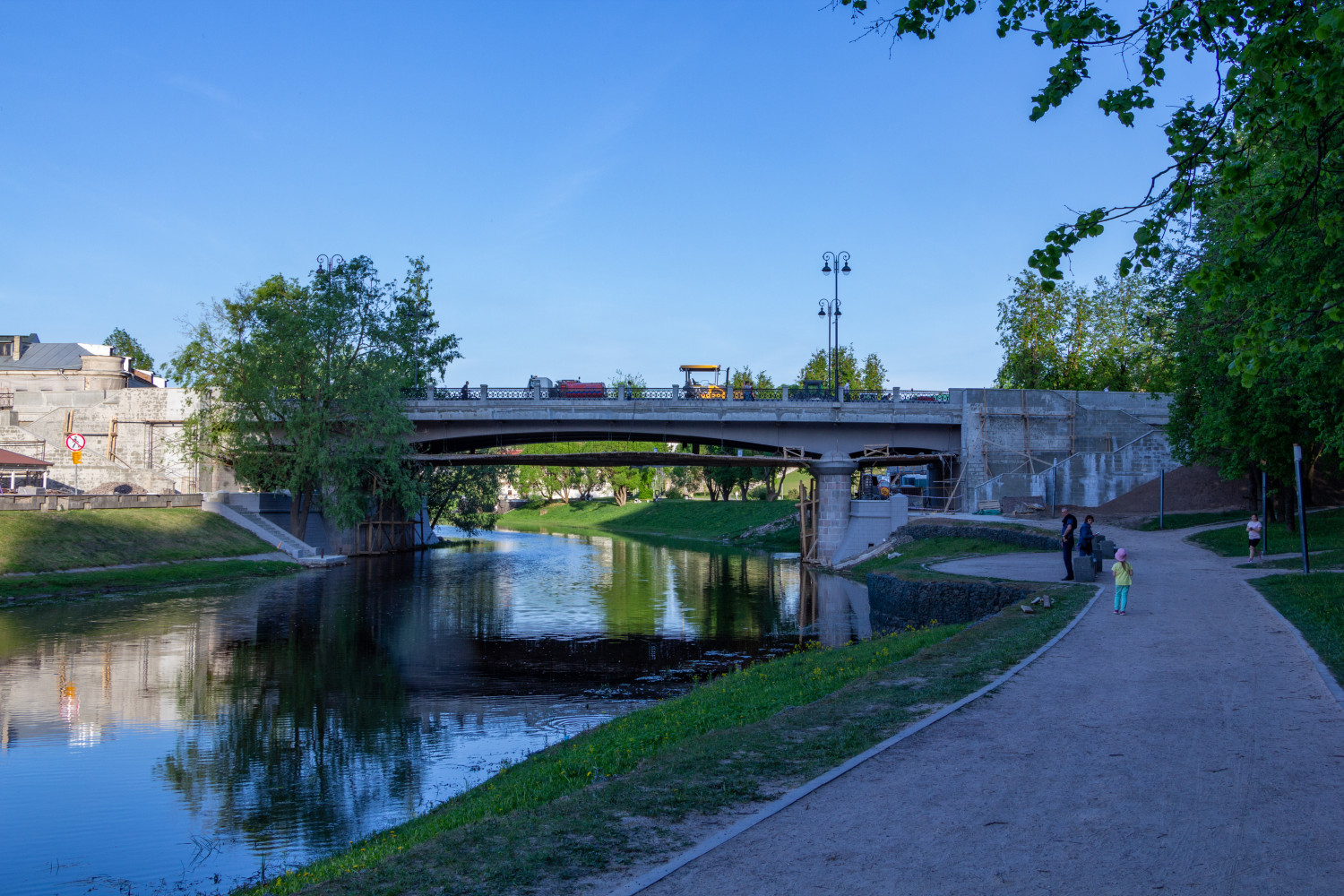 Псков, Улица Леона Поземского, Советский мост