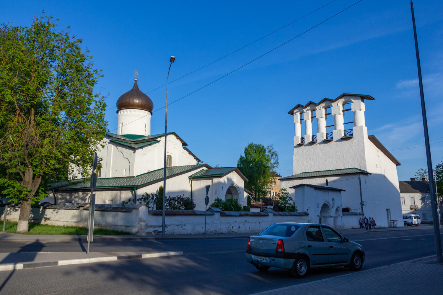 Псков, Улица Леона Поземского, 7