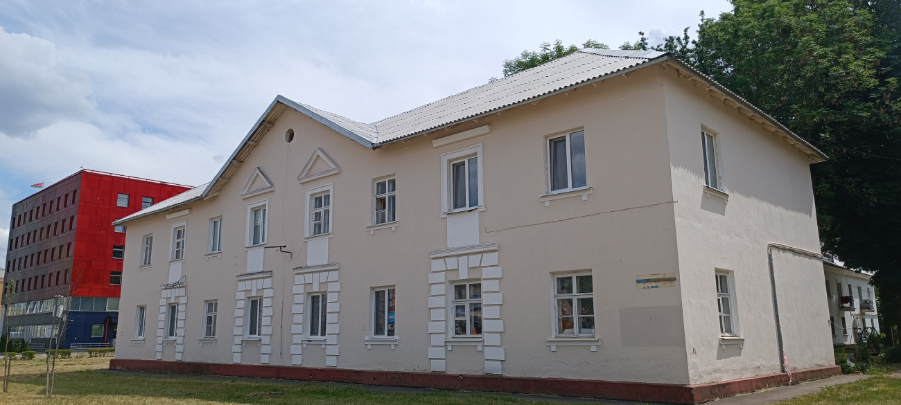 Минск, Улица Воронянского, 46 / 1-й переулок Жуковского, 2