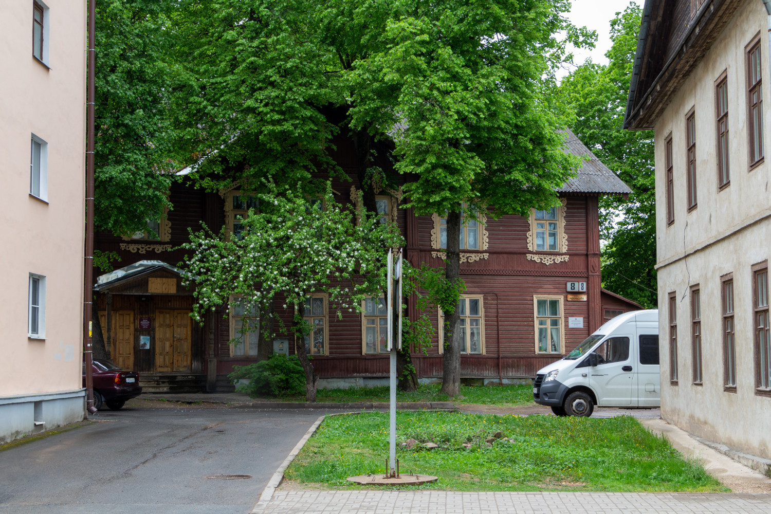 Pskov, Улица Некрасова, 8