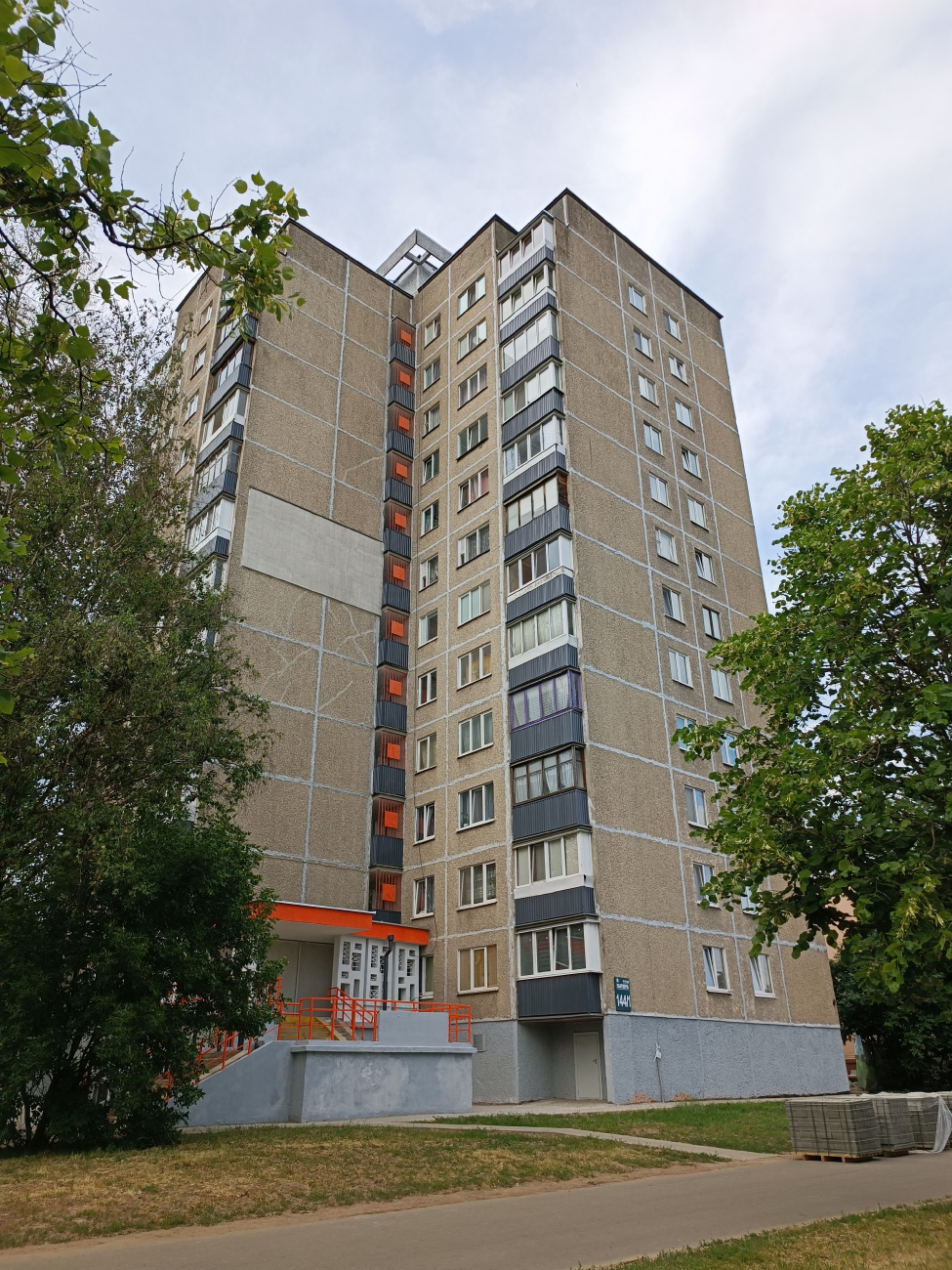 Минск, Улица Уборевича, 144 корп. 1