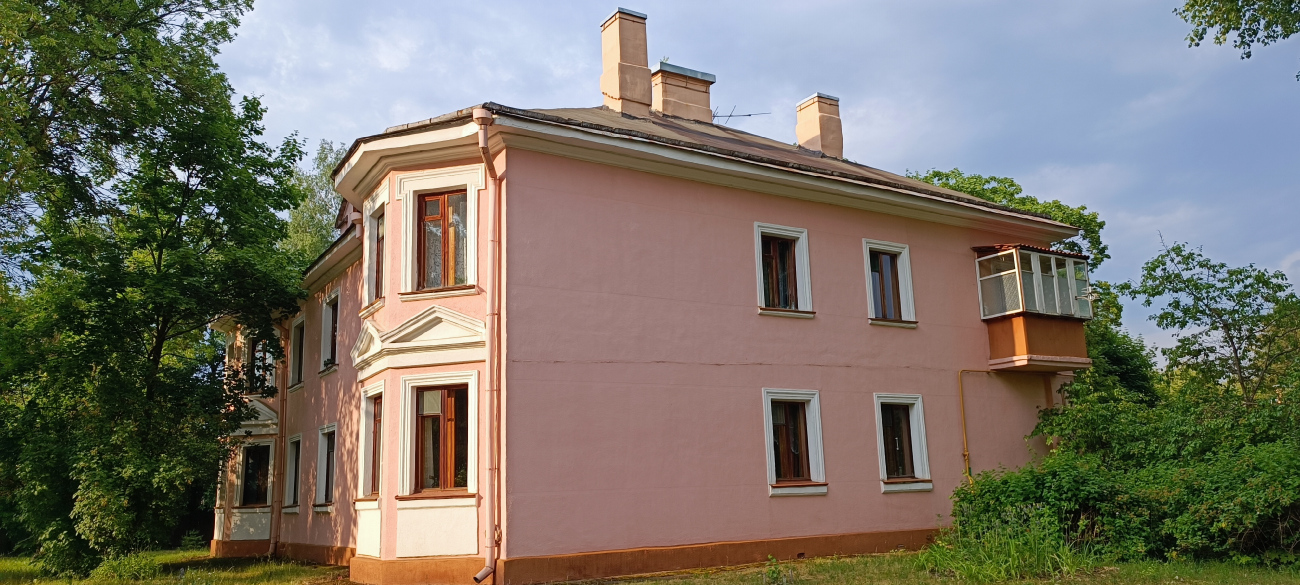 Минск, Улица Маневича, 1