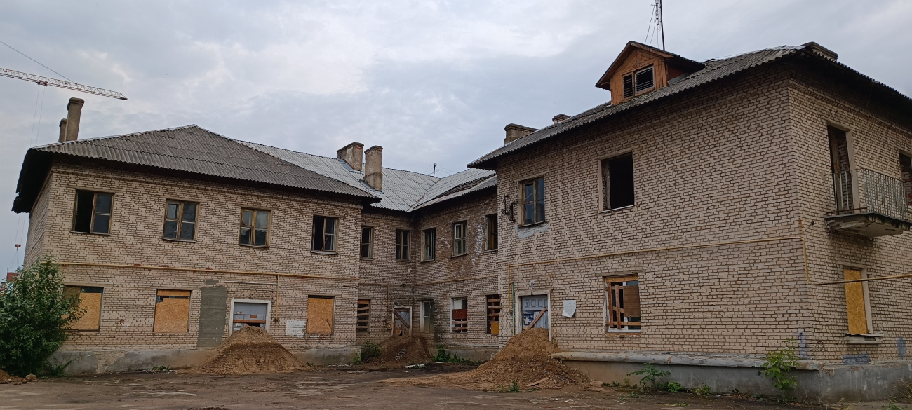 Минск, Волгоградская улица, 82 / Новгородская улица, 1