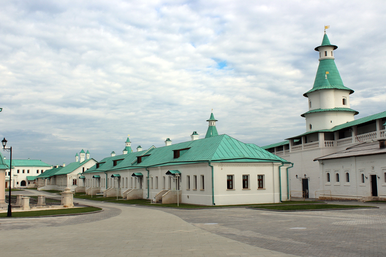 Istra, Советская улица, 2 стр. 1