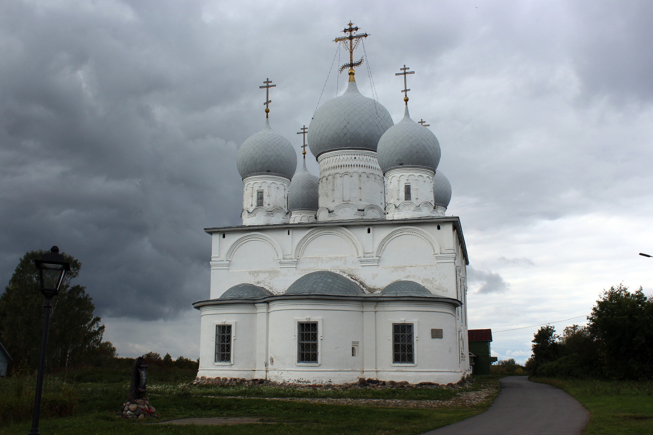 Белозерск, Улица Советский Вал, 1