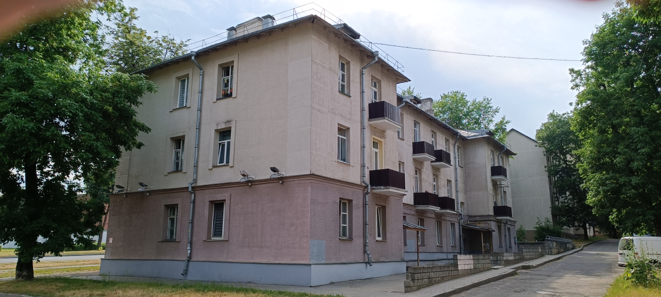 Минск, Партизанский проспект, 33 / Улица Нахимова, 1