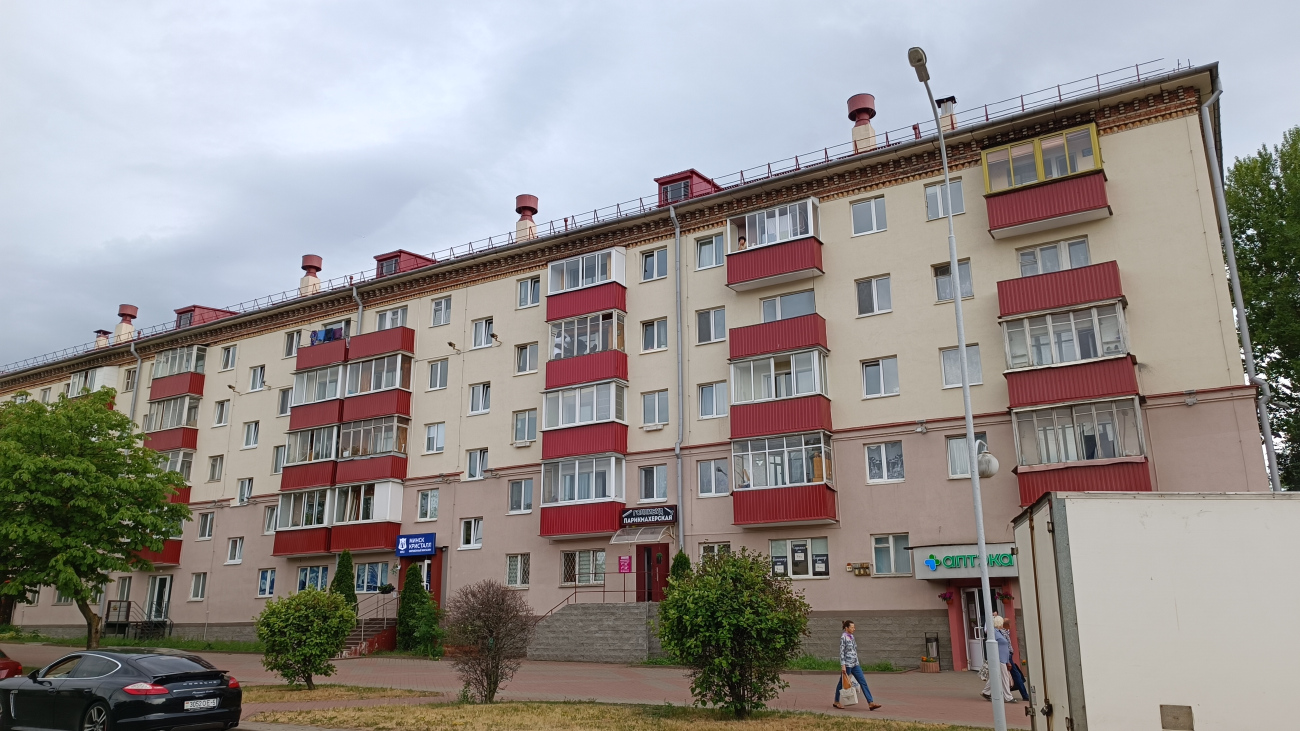 Мінск, Партизанский проспект, 36 / Улица Васнецова, 1
