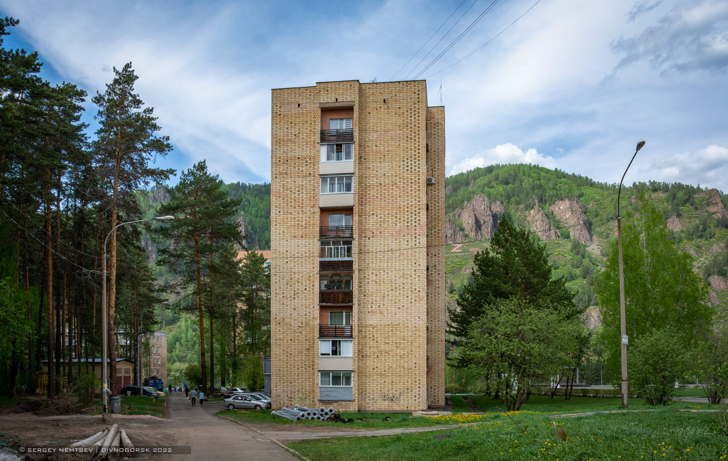 Divnogorsk, Улица Гидростроителей, 25
