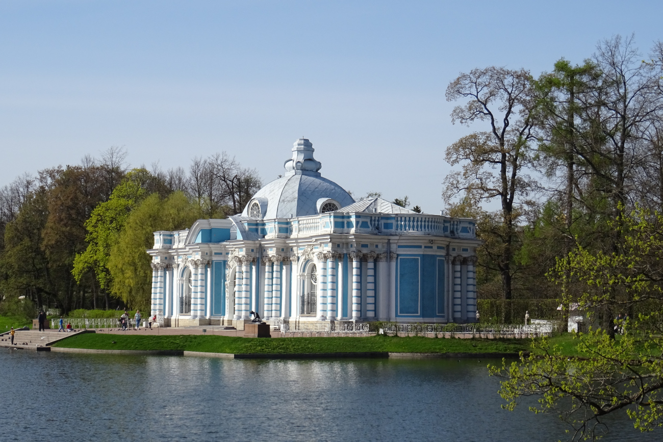 Пушкин, Садовая улица, 7*