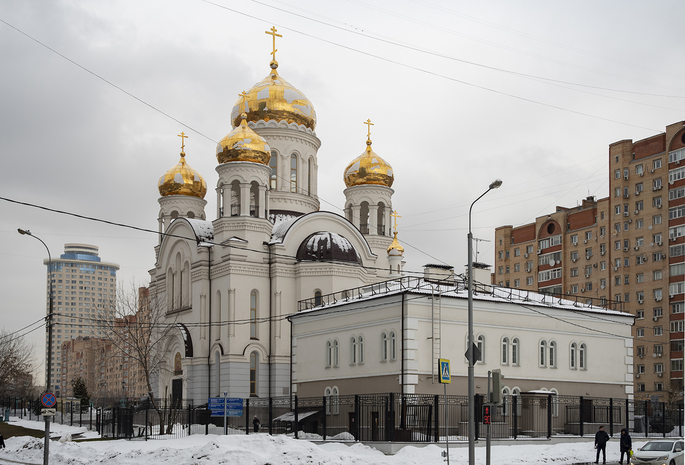 Москва, Новочерёмушкинская улица, 58А стр. 1; Новочерёмушкинская улица, 58А
